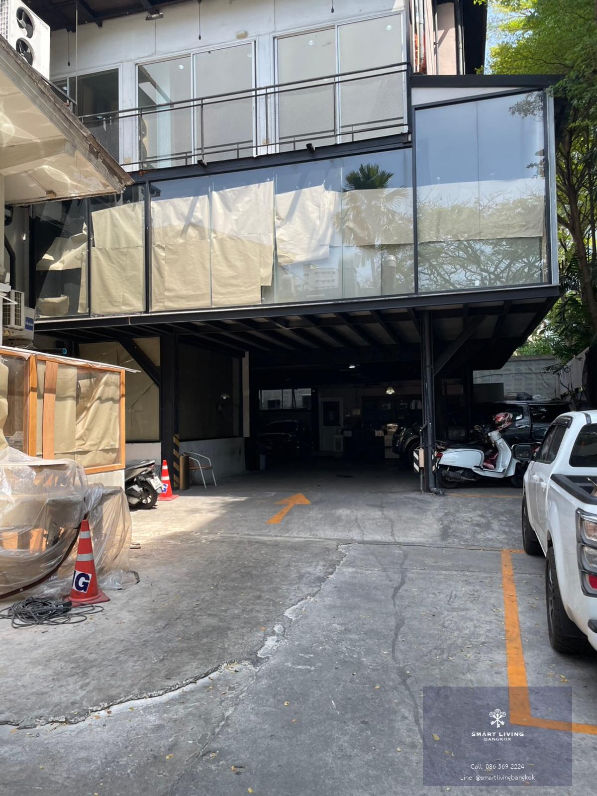 Retail Space for Rent Thonglor Near BTS Thonglor Prime Retail Location Sukhumvit