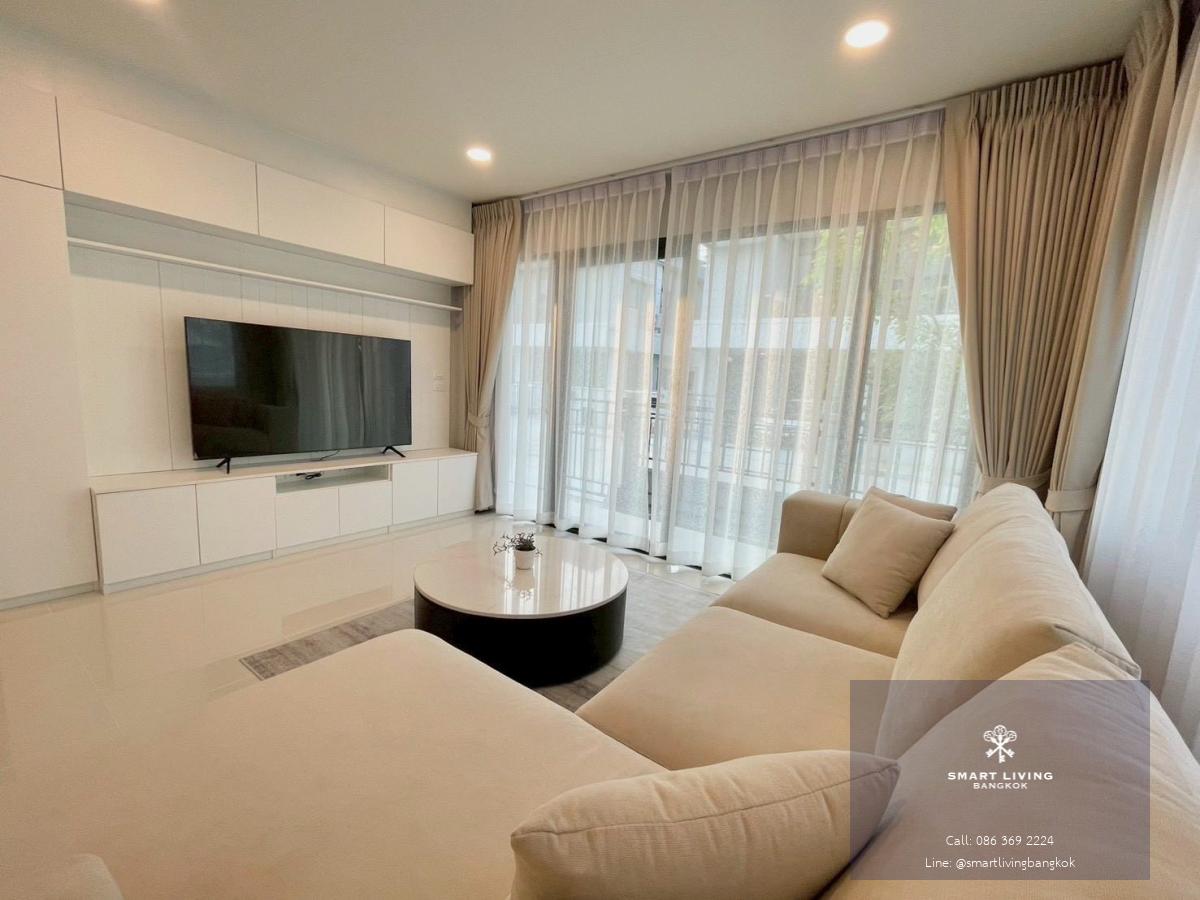 ให้เช่าบ้านเดี่ยว Centro บางนา (เฟส 1) แต่งหรูสไตล์ Modern 209 ตร.ม. 4 ห้องนอน พื้นที่สวนกว้าง ใกล้เมกาบางนา 1.5 กม.