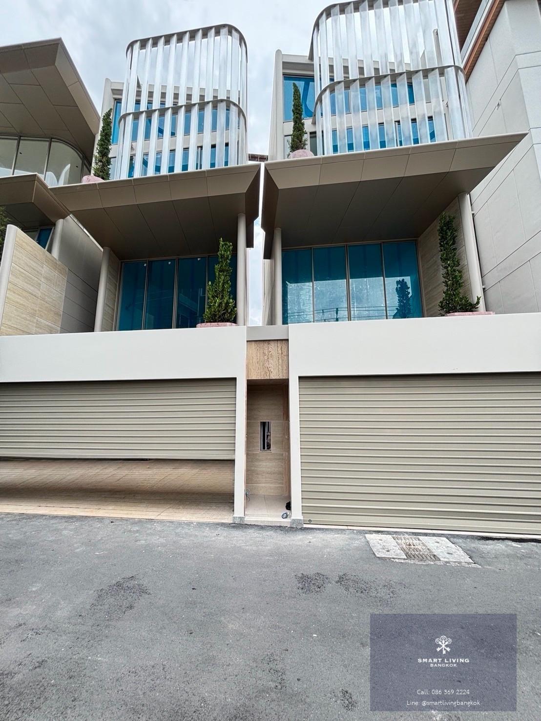 บ้านเดี่ยว 3 ห้องนอน The Residenti Ekkamai 10 พร้อมสระว่ายน้ำ พื้นที่ใช้สอย 320 ตร.ม. ใกล้ BTS เอกมัย
