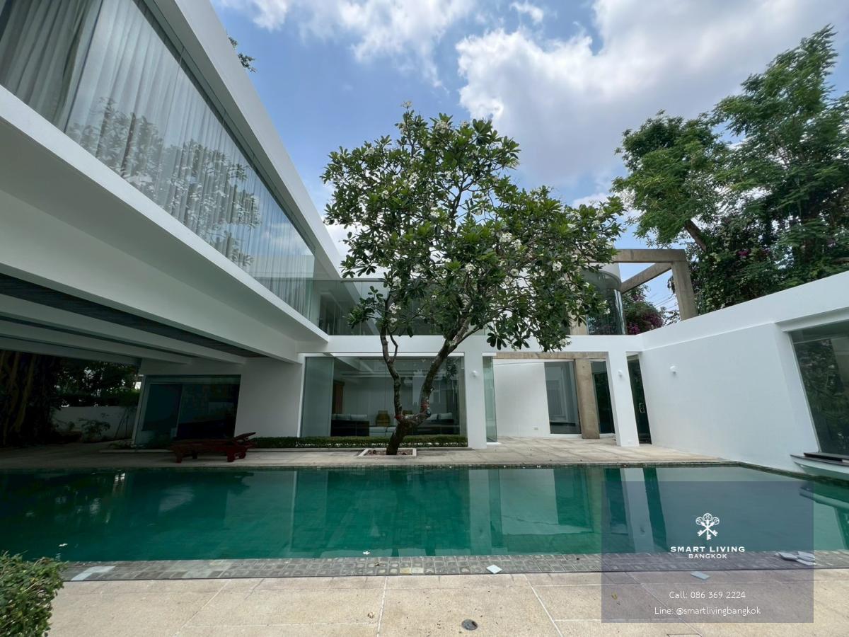 ปล่อยเช่าและขาย บ้านเดี่ยวระดับซูเปอร์ลักชัวรี  แปลงมุมวิวสวน บรรยากาศร่มรื่น ขนาดที่ดิน 1 ไร่ (4 ห้องนอน 5 ห้องน้ำ พร้อมสระว่ายน้ำ) เฟอร์นิเจอร์ครบ สังคมคุณภาพ ทำเลปากเกร็ด-แจ้งวัฒนะ ใกล้ รร.นานาชาติ ISB ในระยะเดินถึง