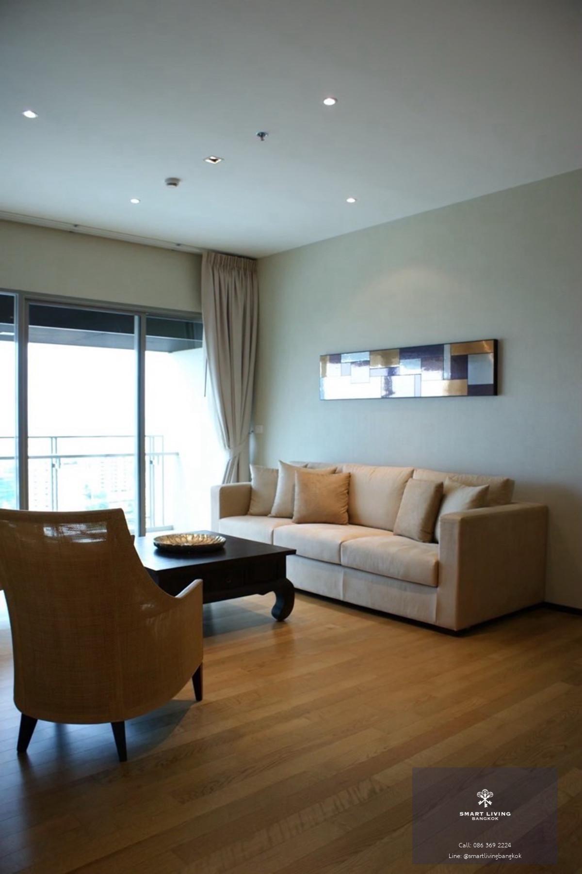 📢👇 The Madison Sukhumvit 41 , large corner unit, fully furnished.