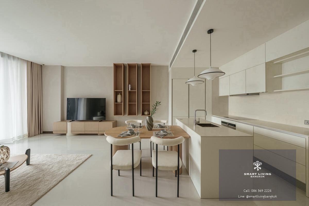 ห้องตกแต่งใหม่ให้เช่า Q1 สุขุมวิท ติด BTS นานา ห้องชั้นสูง ขนาดใหญ่ 108 ตร.ม. วิวเมือง