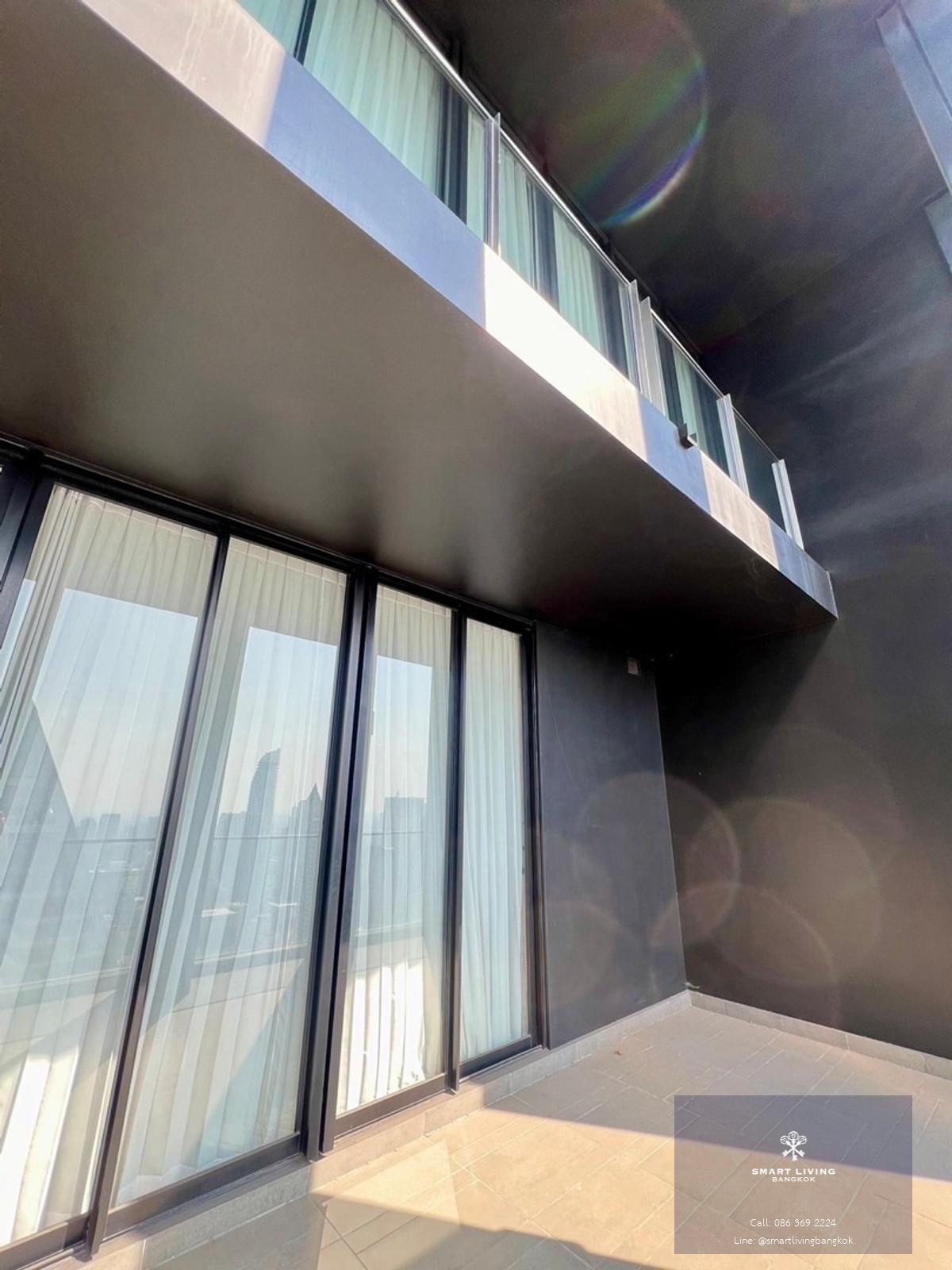 เพนท์เฮ้าส์ดูเพล็กซ์ Noble Ploenchit ใกล้ BTS เพลินจิต ห้องใหญ่ 208 ตร.ม 3 ห้องนอน ลิฟต์ส่วนตัว วิวเมืองสองฝั่ง