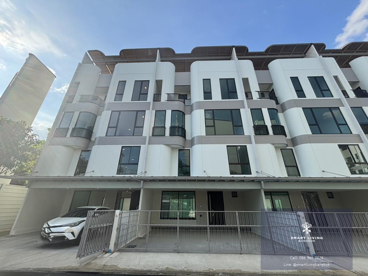 ✨ขายทาวน์โฮมสไตล์ Modern 4ชั้นย่านพระราม 3 ขนาด 270ตรม. 3ห้องนอน เน้นความโปร่ง โล่งภายในในตัวบ้าน ใกล้ King’s College International School และทางด่วน