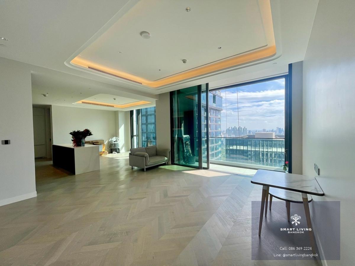 📢👇 สุดยอดการอยู่อาศัยบนถนนวิทยุ ทำเลพรีเมียมที่หลายคนตามหา เลือกได้ทั้งแบบ มีเฟอร์นิเจอร์ หรือ ไม่มีเฟอร์นิเจอร์ พร้อมดื่มด่ำกับวิวเมืองแบบ ไม่บล็อก และพื้นที่ใช้สอยกว้างขวาง เรียบหรู น่าอยู่