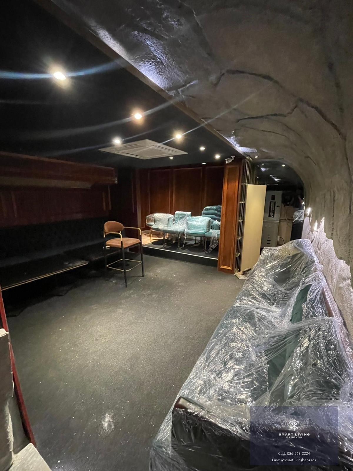 Retail Space for Rent Thonglor แบบนี้หาได้ยาก Near BTS Thonglor Prime Location 60 Sq.m. เหมาะสำหรับธุรกิจที่ต้องการหน้าร้าน และ มีความเป็นส่วนตัว หรือ ชอบความแปลกใหม่ของร้านลับๆ