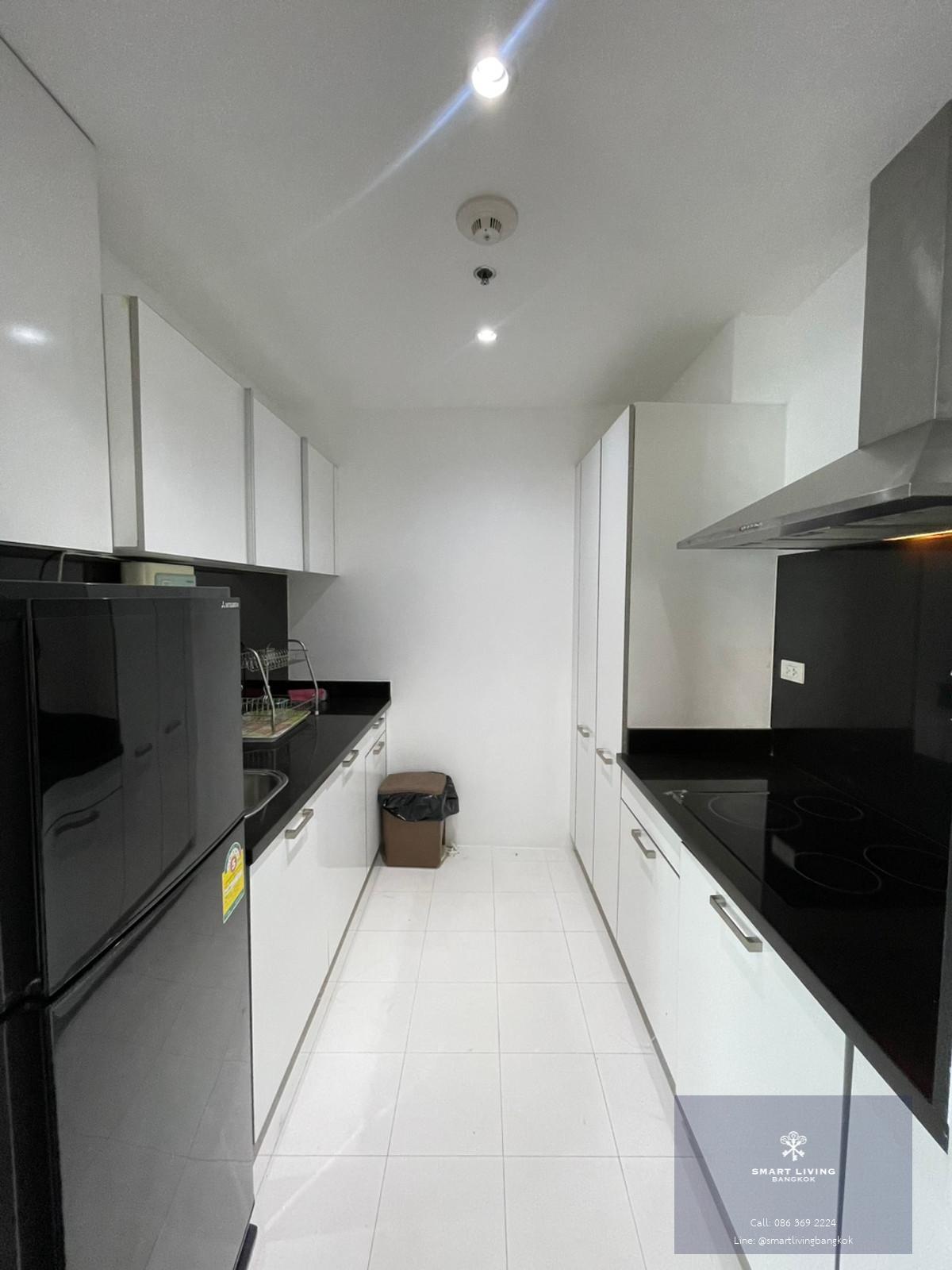 Baan Rajprasong Condominium | Panoramic Lumpini Park & Royal Turf Club Views Walking distance to Central Embassy, Central Chidlom, CentralWorld, Siam Paragon, Gaysorn Plaza