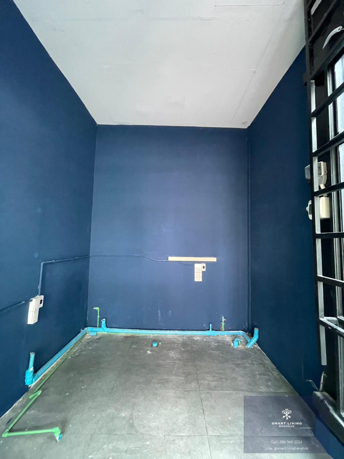 For Rent พื้นที่ Retail หน้าริมถนนทองหล่อ ขนาดกะทัดรัด Near BTS Thonglor 16 Sq.m. เหมาะสำหรับธุรกิจที่ต้องการ Visibility สูงและต้นทุนเริ่มต้นไม่สูงในทำเลพรีเมียม