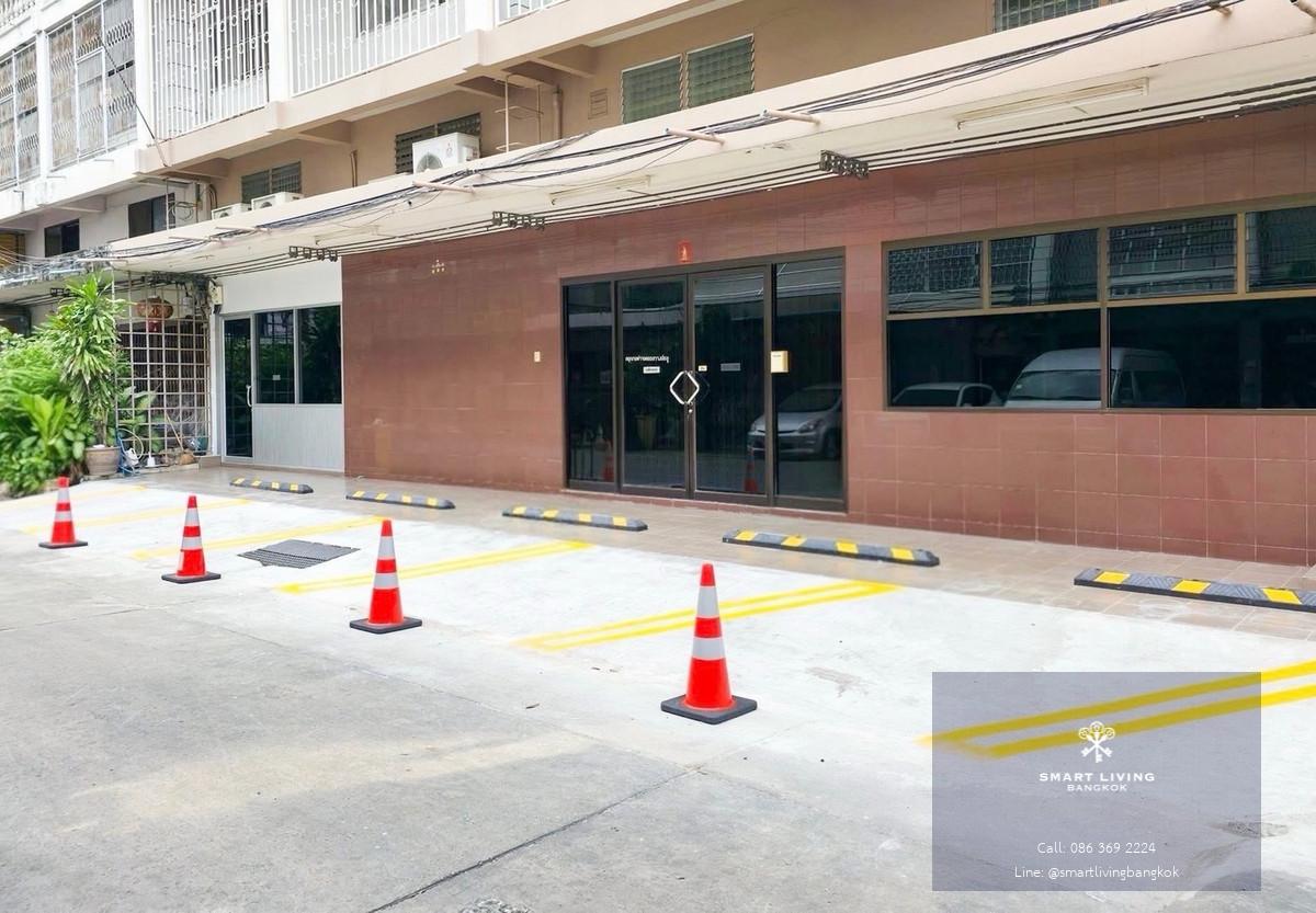 ให้เช่าอาคารสำนักงาน พระโขนง ใกล้ BTS พระโขนง 2 ชั้น ที่จอดรถ 4–5 คัน เหมาะ Home Office ร้านค้า หรือสตูดิโอ