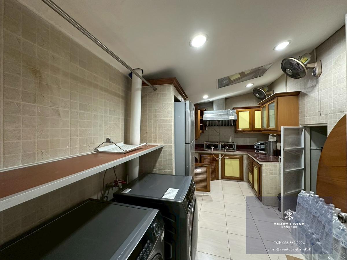 Luxury Townhouse in Thonglor | Large Living Space 386 Sq.m. Near BTS Thonglor | ทาวน์เฮ้าส์ขนาดใหญ่ในย่านทองหล่อ หนึ่งในทำเล Prime Residential Area ของกรุงเทพ