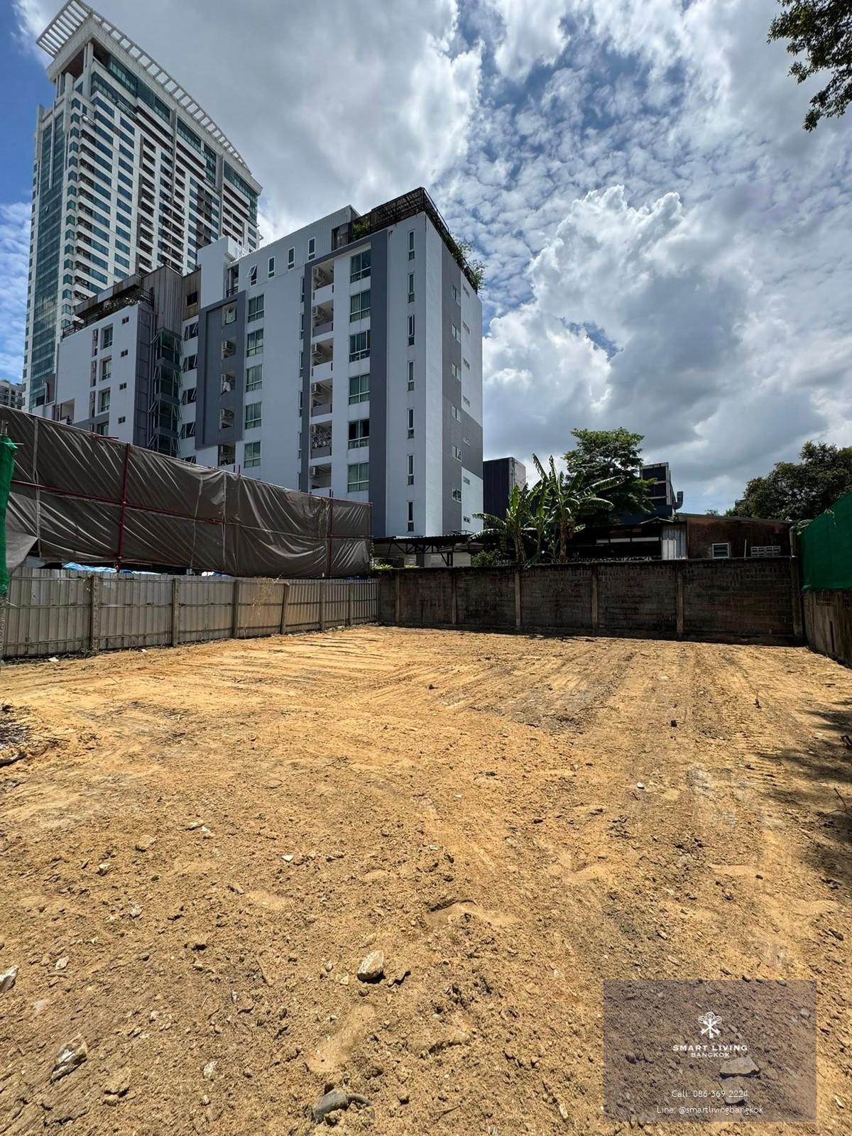 ขาย ที่ดินทำเลทอง ย่านพระราม 4 ที่ดินขนาด 106.90 ตร.ว. 427.60 ตร.ม. แปลงที่ดินรูปตัว L หายาก ถมแล้ว พร้อมสร้าง