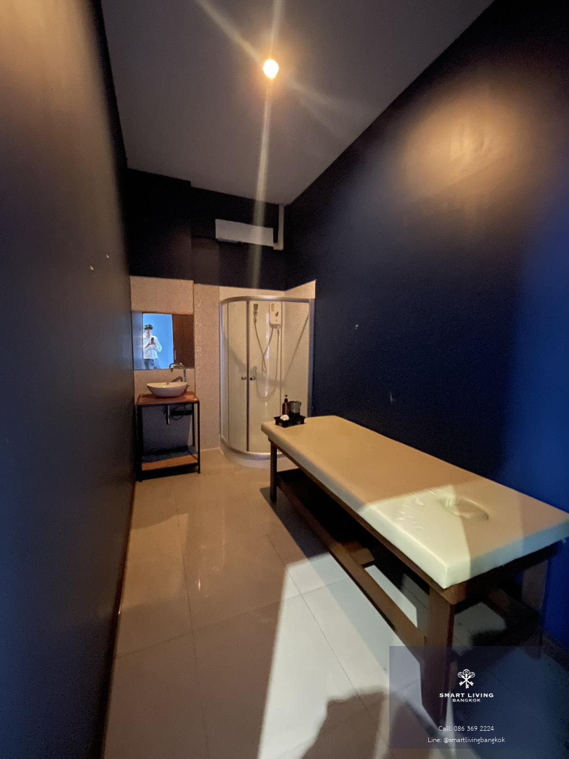 ให้เช่าพื้นที่พาณิชย์/สำนักงาน Retail & Office - Premier Place (170 ตร.ม.) ทำเลดีใกล้ MRT ศรีลาซาล เหมาะทำคลินิก ร้านนวด ออฟฟิศ