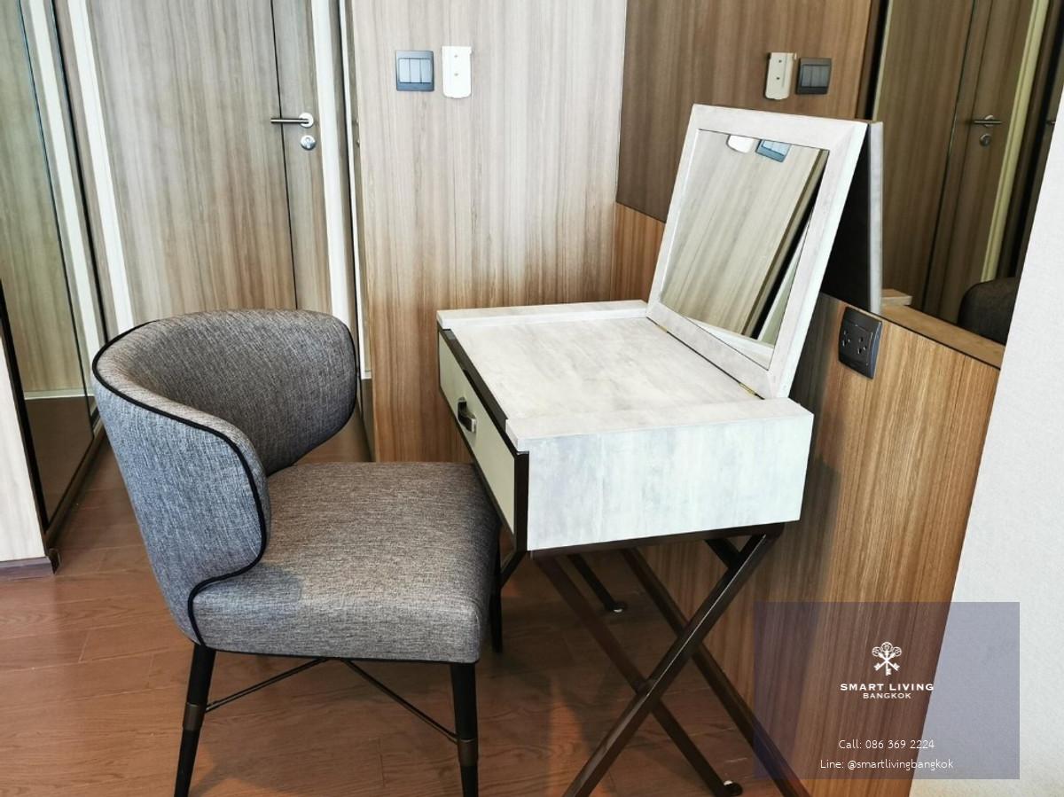 🔥 Rare Deal หลังสวน – เจ้าของยอมขายขาดทุน  Na Vara Residence | Fully Furnished พร้อมอยู่