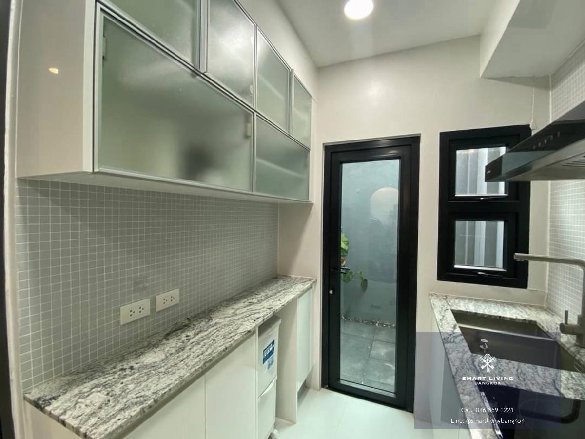 ให้เช่า ทาวน์โฮม Verve Rama 9 2 ห้องนอน 113 ตร.ม เลี้ยงสัตว์ได้ ใกล้พระราม 9