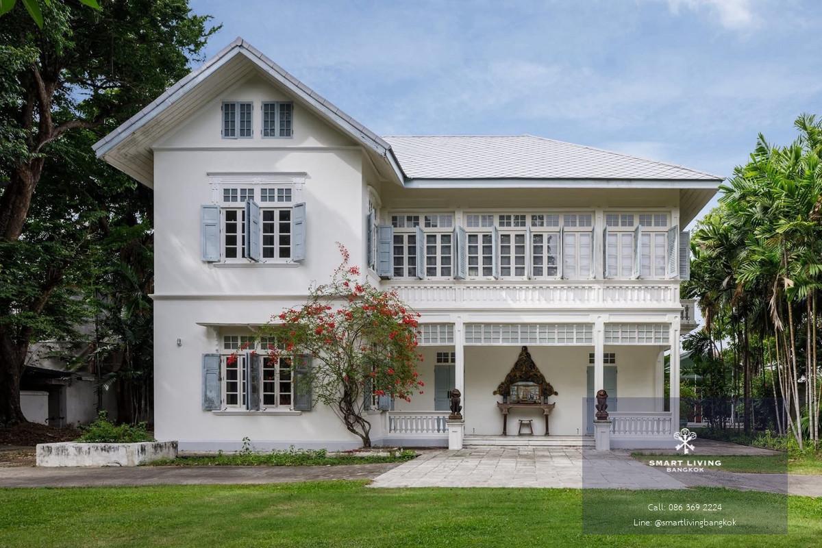 ขายบ้านเดี่ยวสไตล์คลาสสิก พร้อมที่ดินผืนใหญ่ 1 ไร่ 2 งาน 67 ตารางวา ย่านดุสิต ใกล้รัฐสภาและตลาดราชวัตร