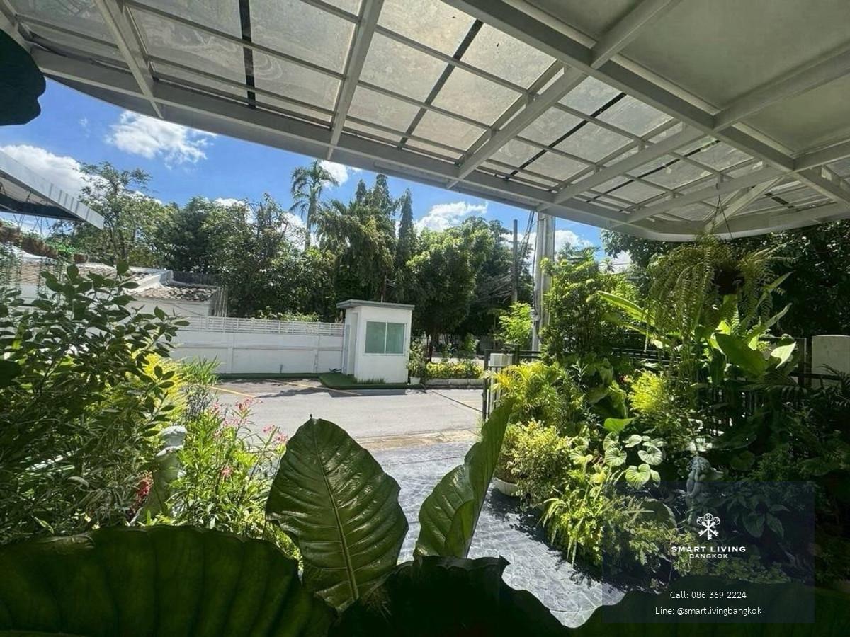 ให้เช่าทาวน์โฮม ลาดพร้าว 71 เหมาะทำคลินิก ใกล้ MRT ลาดพร้าว 71 และทางด่วนประดิษฐ์มนูธรรม