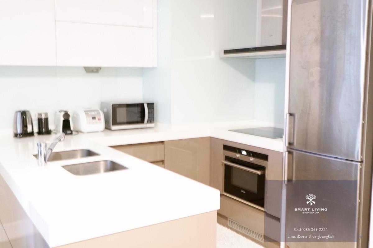 คอนโดให้เช่า 2 ห้องนอน หลังสวน ใกล้สวนลุมพินี ใจกลางเมือง เดินทางสะดวก