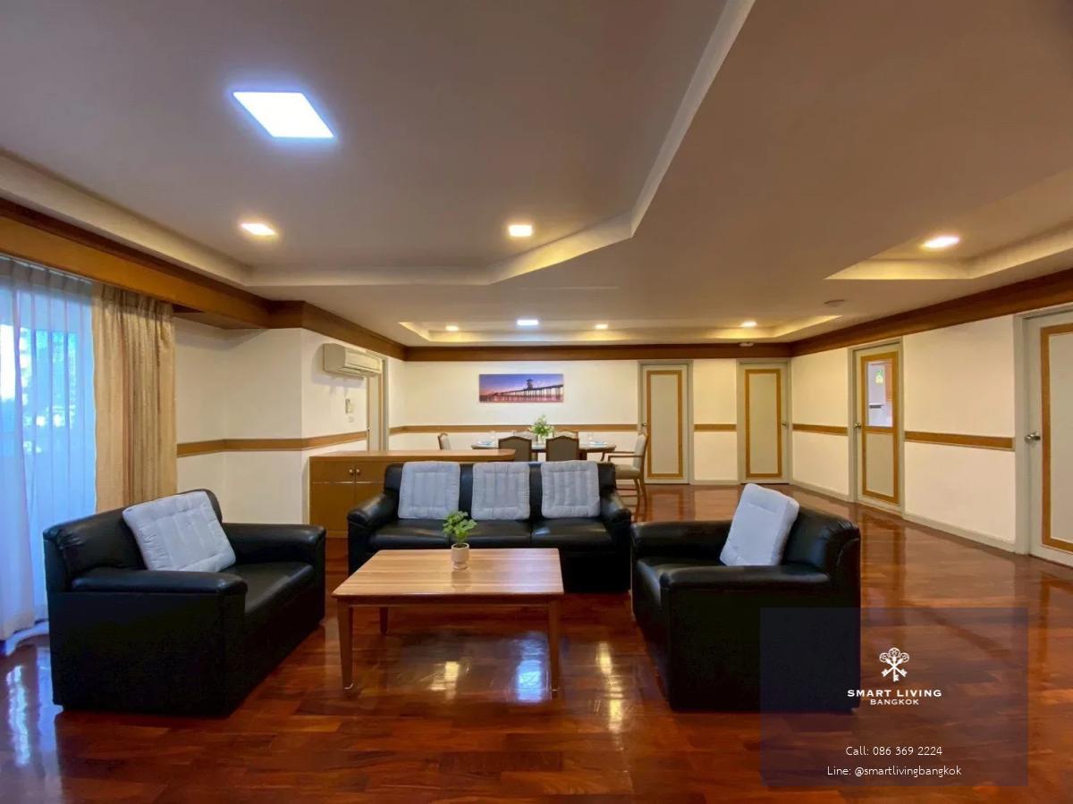 ให้เช่าอพาร์ตเมนต์ พร้อมพงษ์ (3นอน 260ตร.ม.) สเปซกว้างมากสุดคุ้ม Pet Friendly เลี้ยงสัตว์ได้ ทำเลใจกลางสุขุมวิท 39 ใกล้ BTS