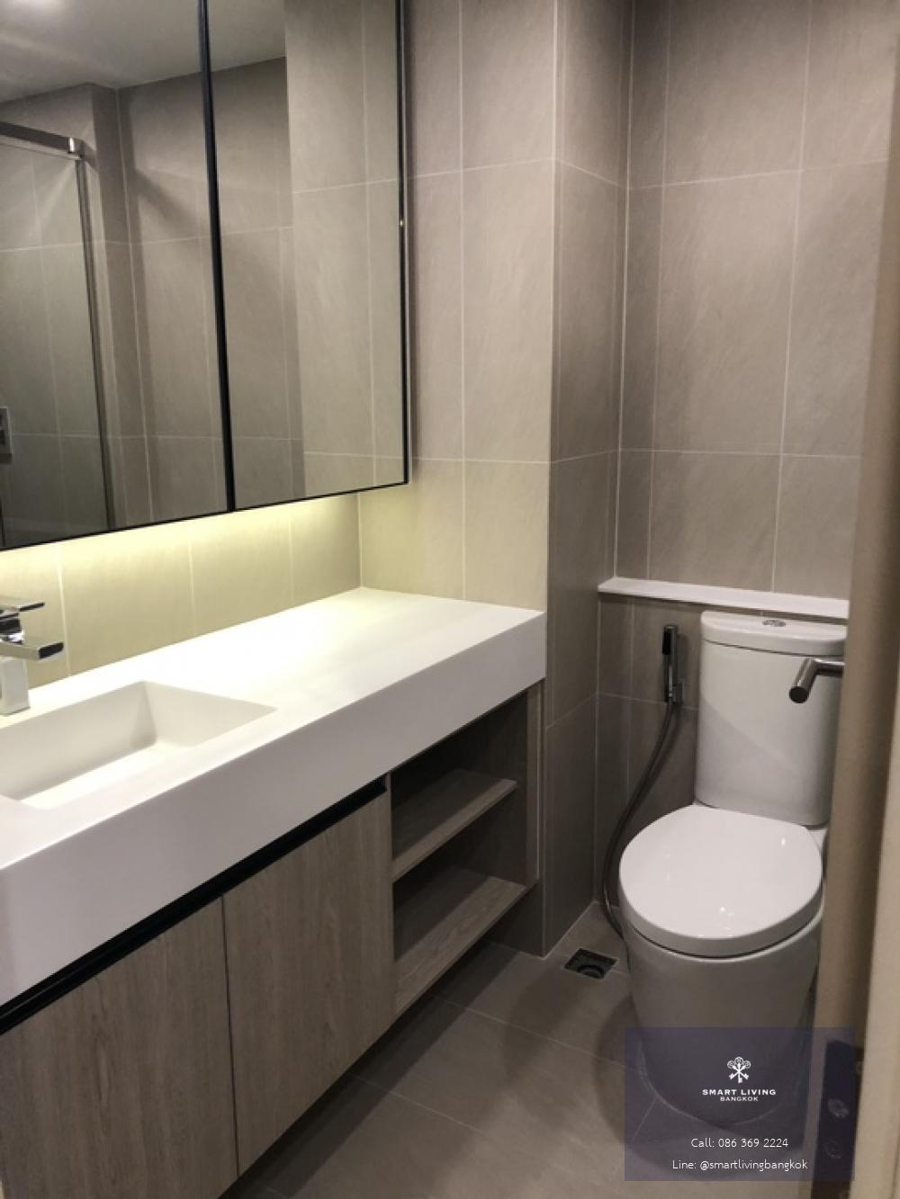 ให้เช่าคอนโดหรู Na Vara Residence 1 ห้องนอนไซส์ใหญ่พิเศษ 75 ตร.ม. (1 ห้องนอน 2 ห้องน้ำ) ฟังก์ชันลงตัวใจกลางปทุมวัน นัดชมห้องจริงได้แล้ววันนี้