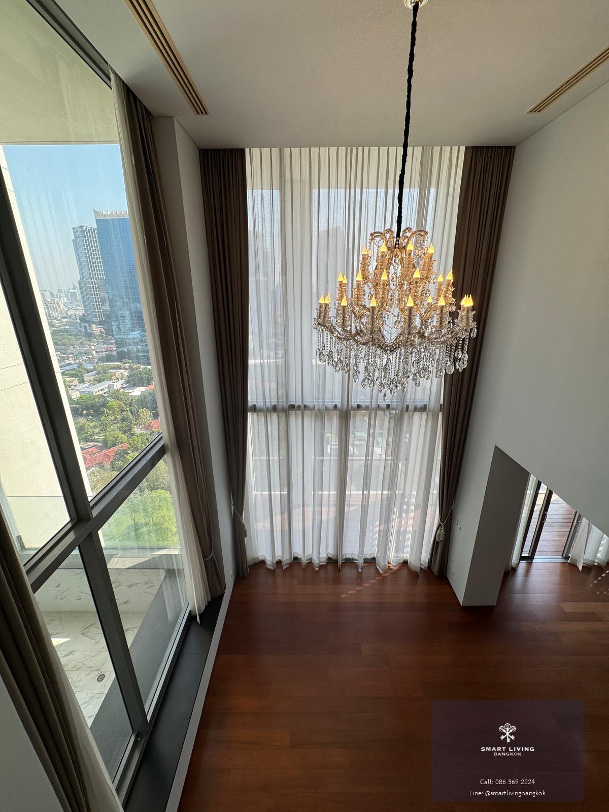 ให้เช่ายูนิตหายาก! ที่ The Sukhothai residences ห้องดูเพล็กซ์สุดหรู ใจกลางสาทร พร้อมลิฟต์ส่วนตัว  ห้องนั่งเล่นกว้างขวาง ระเบียงที่มองเห็นวิวเมือง มาพร้อมกับจากุชชี่ส่วนตัว, เดินทางง่าย ใกล้ศูนย์การค้า One Bangkok และ MRT ลุมพินี