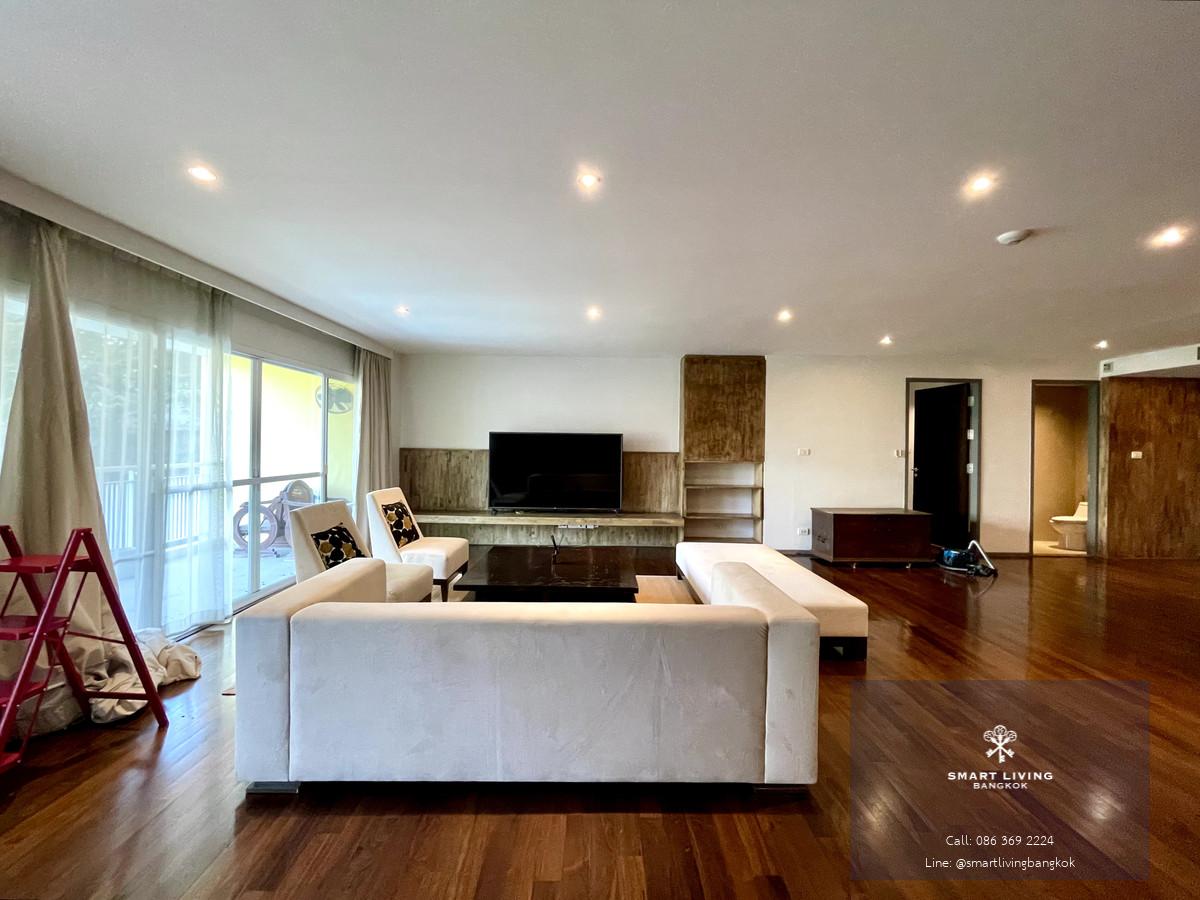 ให้เช่า คอนโด  Silver Heritage  4 ห้องนอน 350 ตร.ม.  Pet Friendly  ใกล้ BTS Thong Lo  ใกล้ EmQuartier / Emporium