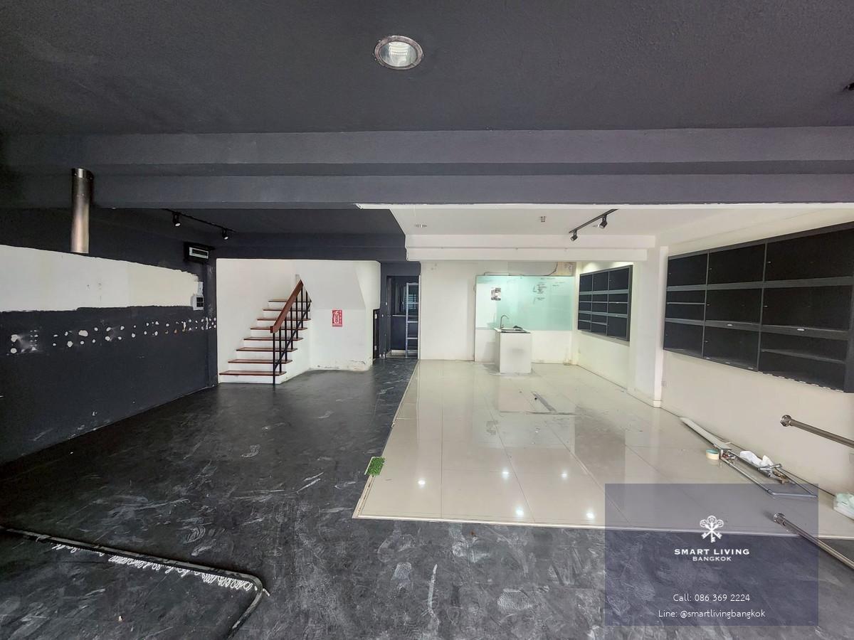 ❤️‍🔥 For Rent | 3-Storey Townhouse Home Office | 250 sqm | Sukhumvit 26 | Near BTS Phrom Phong