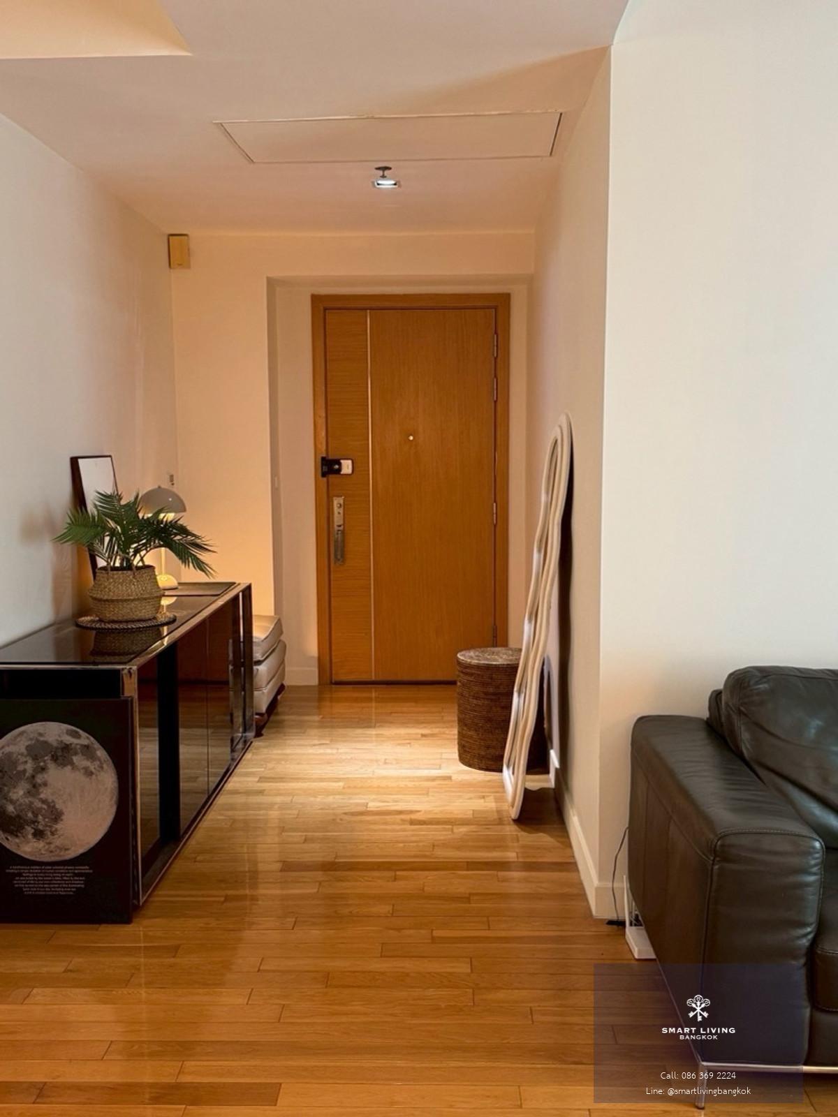 ขายคอนโด Millennium Residence สุขุมวิท 20 ห้องใหญ่ 146 ตร.ม 3 ห้องนอน ทำเลสุขุมวิทตอนใน ใกล้ BTS อโศก และ MRT สุขุมวิท เหมาะอยู่อาศัย หรือ ลงทุน