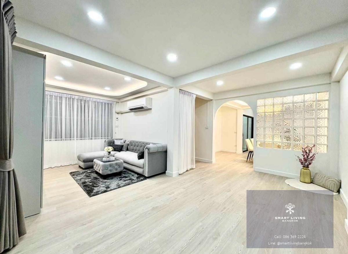 บ้านเดี่ยวให้เช่า สุทธิสาร-ห้วยขวาง ใกล้ MRT สุทธิสาร 5 ห้องนอน จอดรถ 4 คัน ทำเลใกล้รัชดา CBD