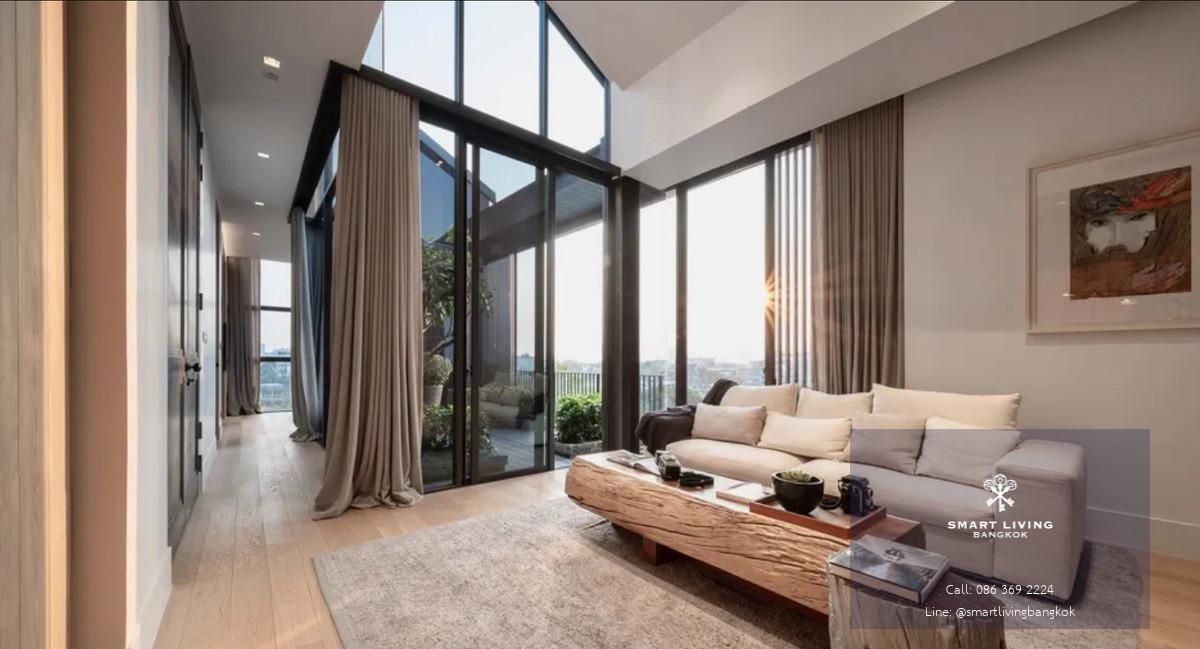 For sale new project good price in Pattanakarn!🔥 Luxury townhouse huge size area 520 sq.m ready to move in Tel 0863692224