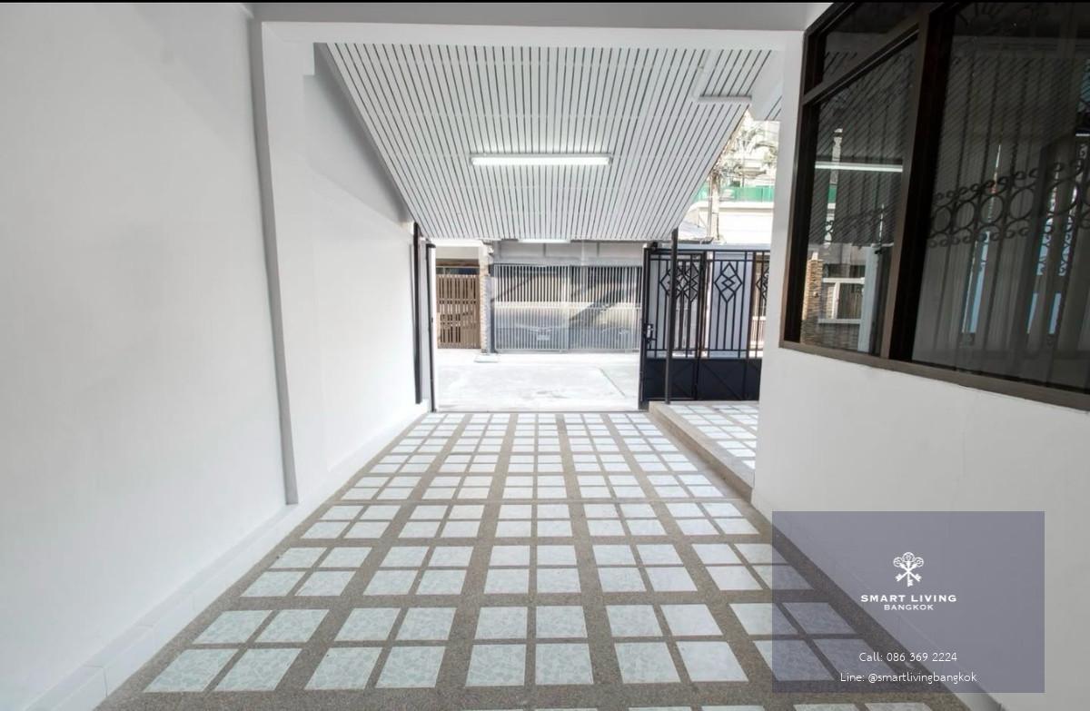 ขายทาวน์โฮมสาทร ทำเลหายาก ใกล้ MRT ลุมพินี พระราม 4 เย็นอากาศ เหมาะอยู่อาศัยหรือโฮมออฟฟิศ