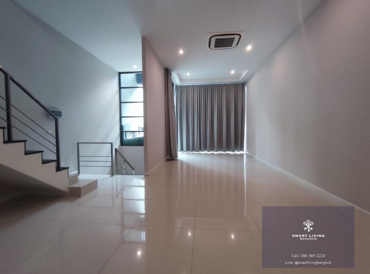 ให้เช่าบ้าน  Park Lane Ekamai  4 ชั้น 3 ห้องนอน ใกล้BTS เอกมัย ใกล้Gateway Ekamai