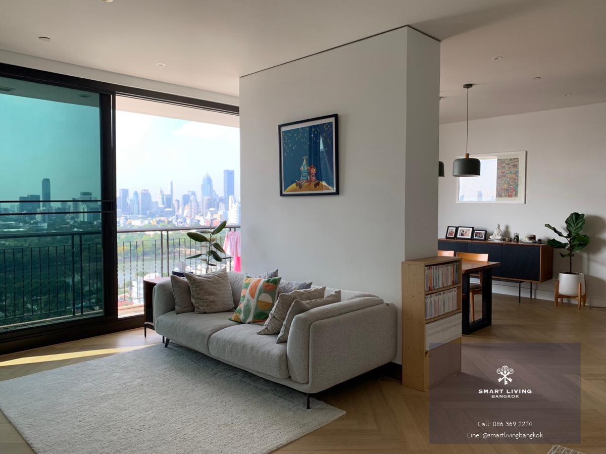 ขายคอนโดลักชัวรี  ไซส์ใหญ่ 160 ตร.ม. 3 ห้องนอน 4 ห้องน้ำ (Pet-Friendly) ชั้นสูง วิวเมือง CBD ใกล้ Emsphere และ BTS/MRT