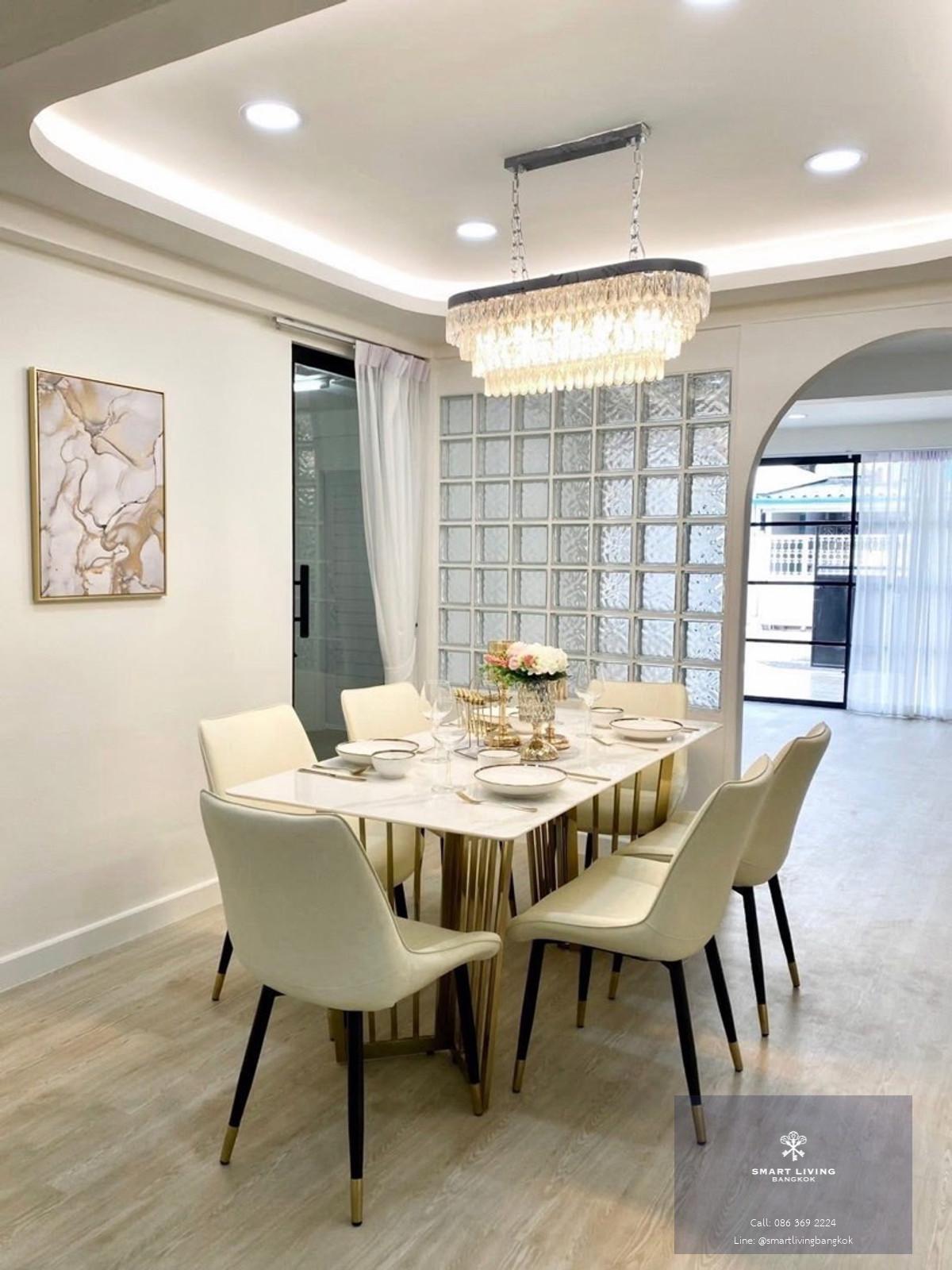 บ้านเดี่ยวให้เช่า 5 ห้องนอน ใกล้ MRT สุทธิสาร ทำเลห้วยขวาง รัชดา เลี้ยงสัตว์ได้ เฟอร์นิเจอร์ครบ พร้อมเข้าอยู่