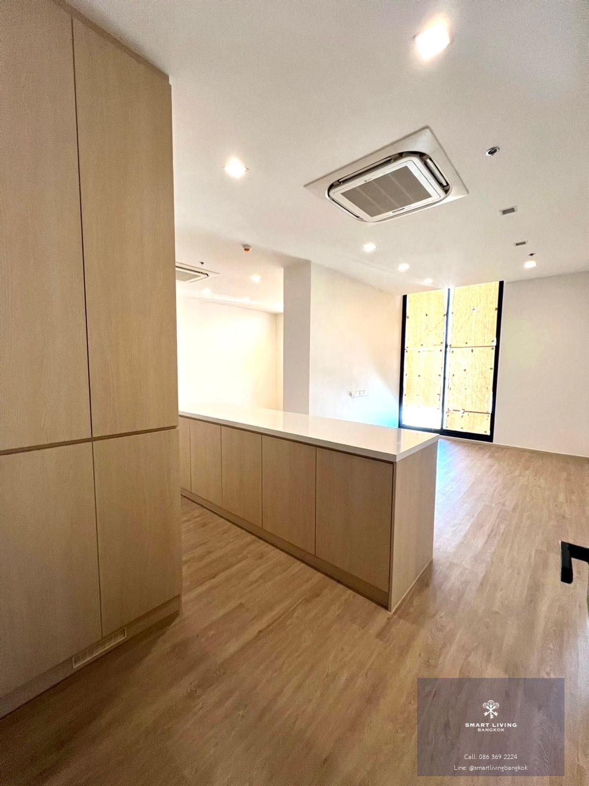 ให้เช่า/ขาย คอนโด   NOBLE STATE 39  Penthouse  2 ห้องนอน 105 ตร.ม.  ใกล้ เอ็มควอเทียร์ ห่างรถไฟฟ้า 400เมตร