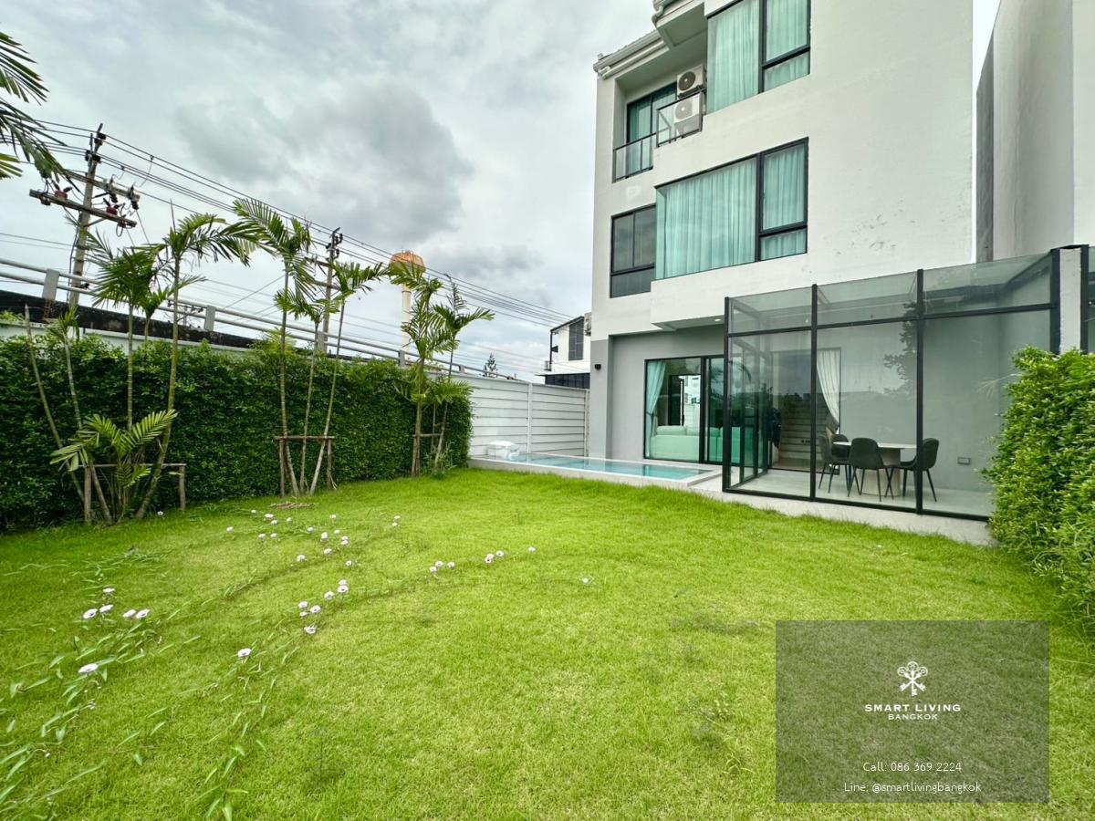 ให้เช่าบ้าน  House with private pool  อ่อนนุช-ลาดกระบัง 240 ตร.ม. 3 ห้องนอน เฟอร์ครบ ใกล้สนามบินสุวรรณภูมิ