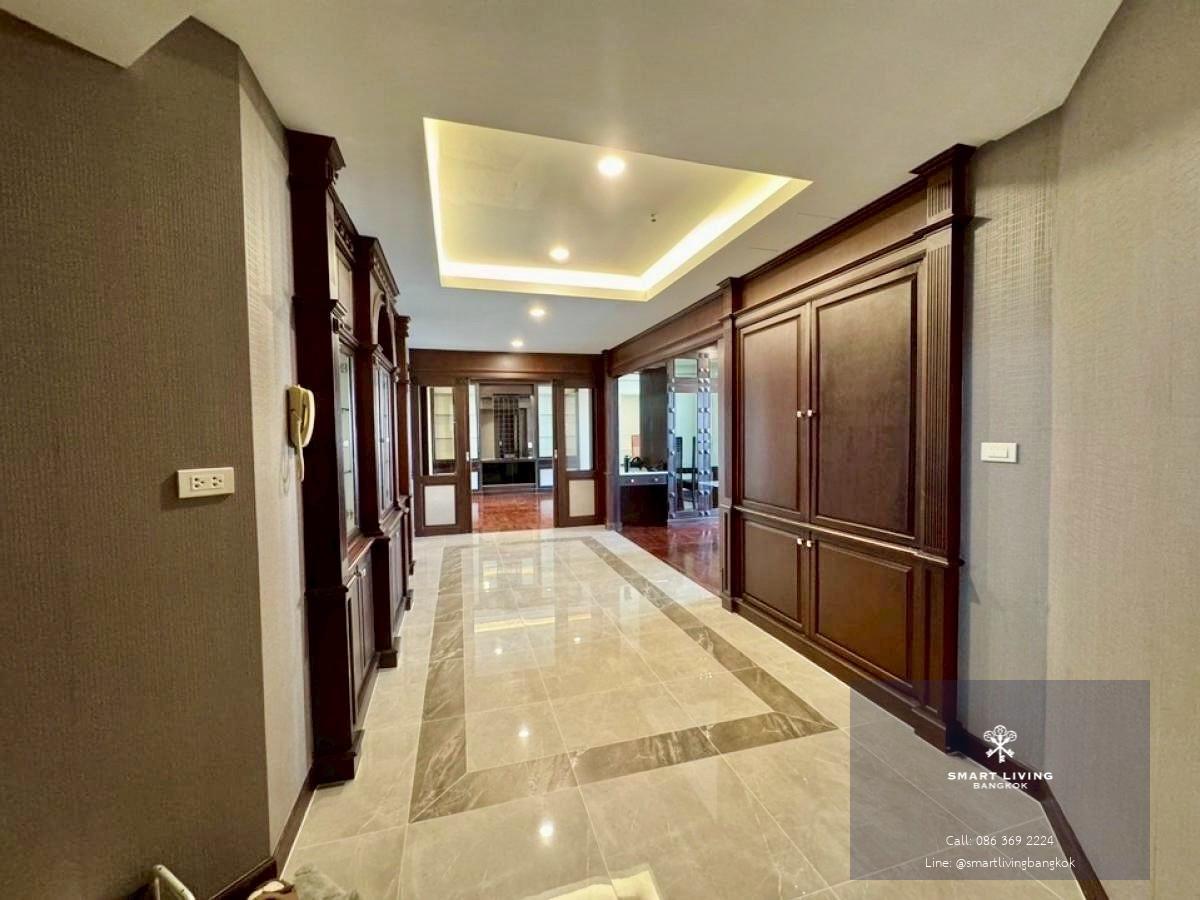 ขาย/ให้เช่าคอนโด ริมแม่น้ำ เจ้าพระยา Riverside Villa Condominium 1 ขนาดใหญ่ 198 ตร.ม. เลี้ยงสัตว์ได้ ใกล้ BTS สะพานตากสิน