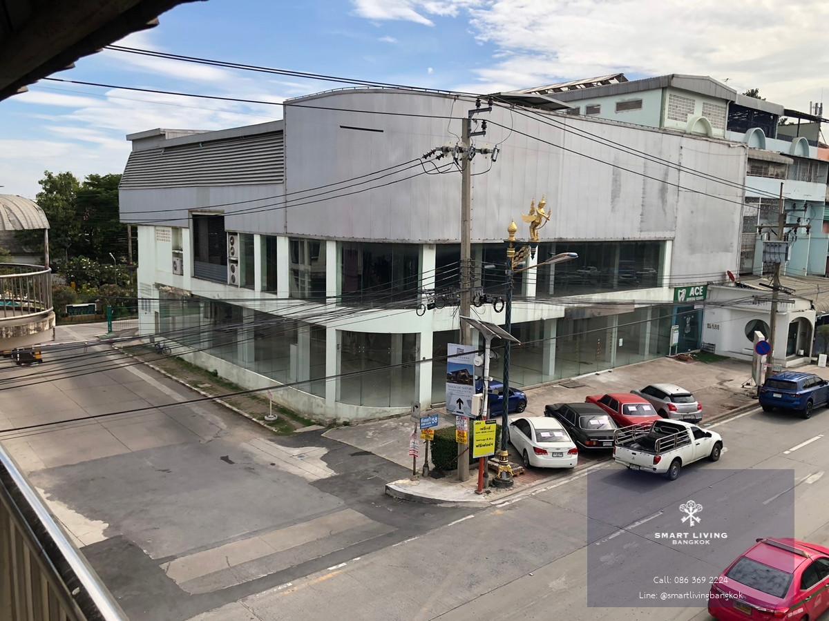 ให้เช่าโชว์รูมใกล้สนามบินสุวรรณภูมิ!✨ขนาดใหญ่ 2,100 ตร.ม พร้อมเช่า สนใจโทร 0863692224