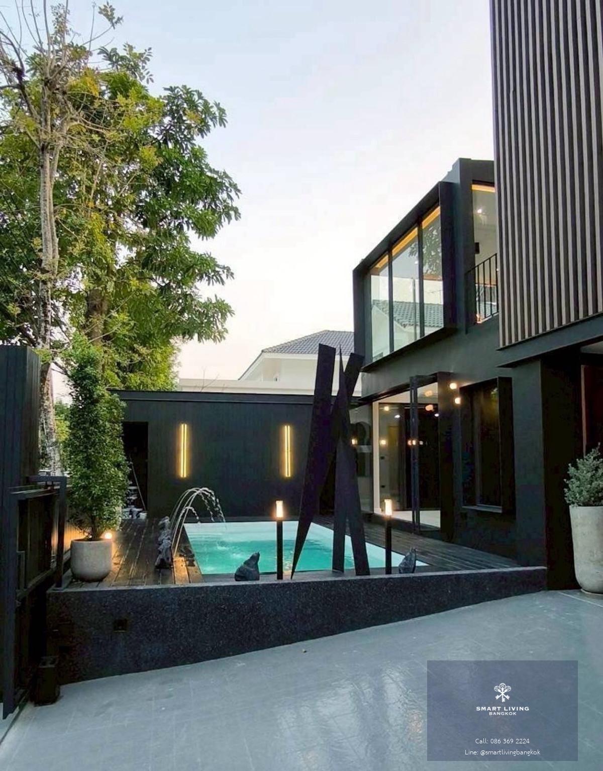 บ้านเดี่ยวพร้อมสระว่ายน้ำ ใจกลางลาดพร้าว130 รามคำแหง81 ทำเลเมือง เข้าออกหลายทาง ใกล้ The Mall บางกะปิ เหมาะอยู่อาศัยหรือโฮมออฟฟิศ