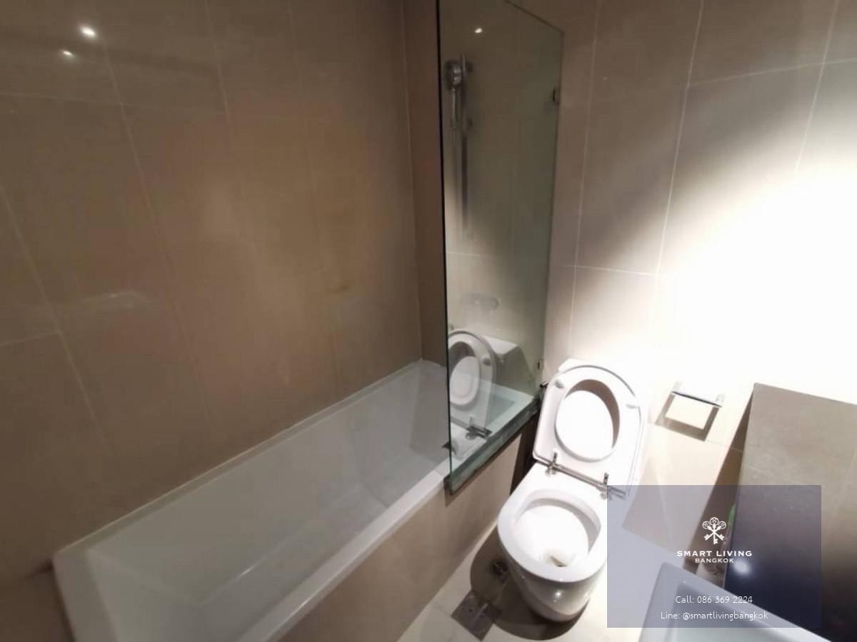 ขายคอนโดสาทร การ์เด้น พร้อมผู้เช่า ใกล้ BTS ศาลาแดง MRT สีลม ทำเล CBD ศักยภาพลงทุนสูง