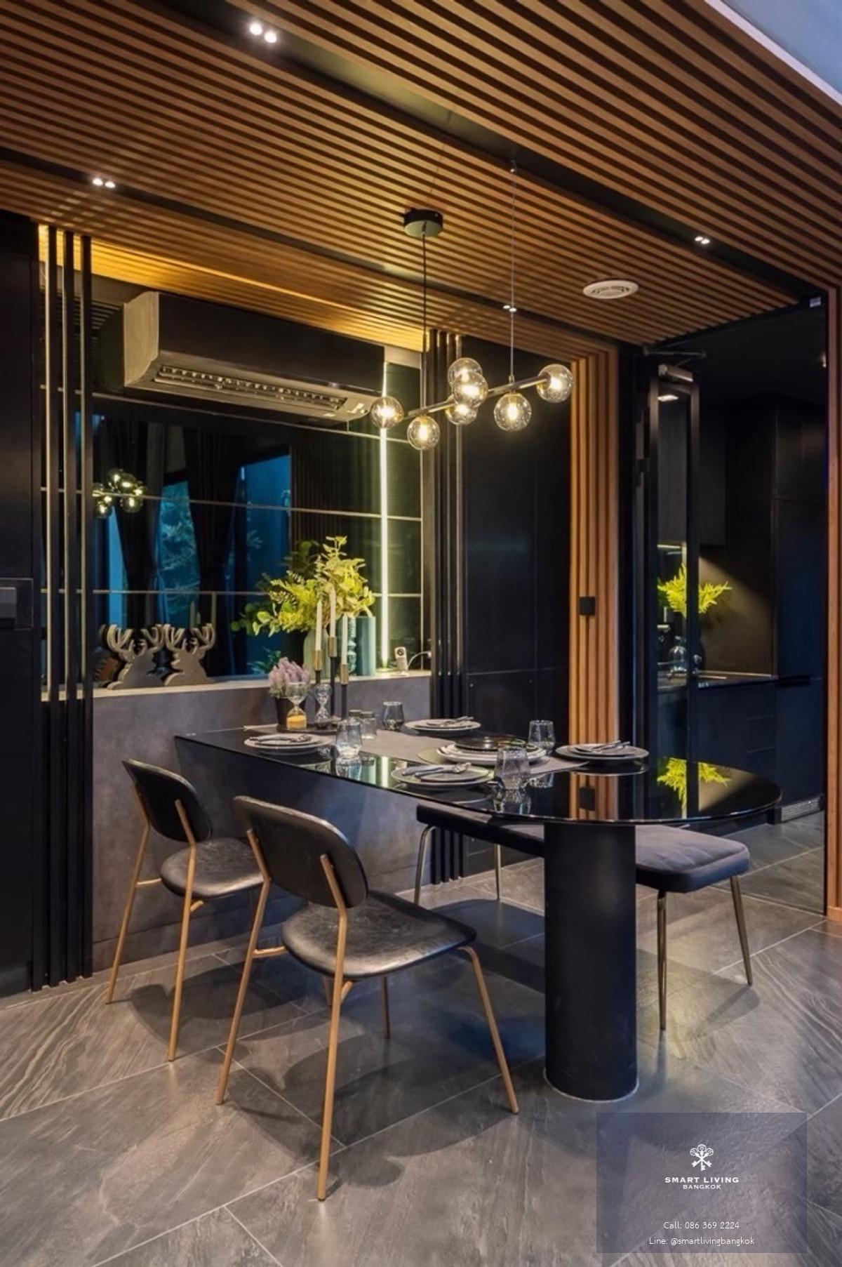 ขายทาวน์โฮม 3 ชั้นครึ่ง รัชดา 20 ใกล้ MRT รัชดาภิเษก และ สุทธิสาร เข้าออกได้หลายเส้นทาง เชื่อมต่ออโศก พระราม 9 ลาดพร้าว รายล้อมแหล่งไลฟ์สไตล์ เหมาะอยู่อาศัยและลงทุนในทำเลศักยภาพสูง