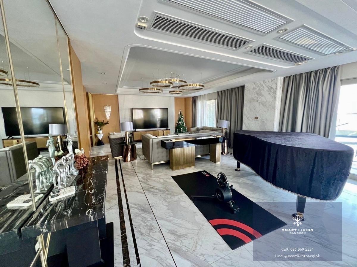 📢👇อยู่หรือลงทุนห้องดูเพล็กซ์หรู พร้อมสระว่ายน้ำส่วนตัวและวิวเมืองแบบพาโนรามา สามารถเดินไปเอ็มโพเรียมได้