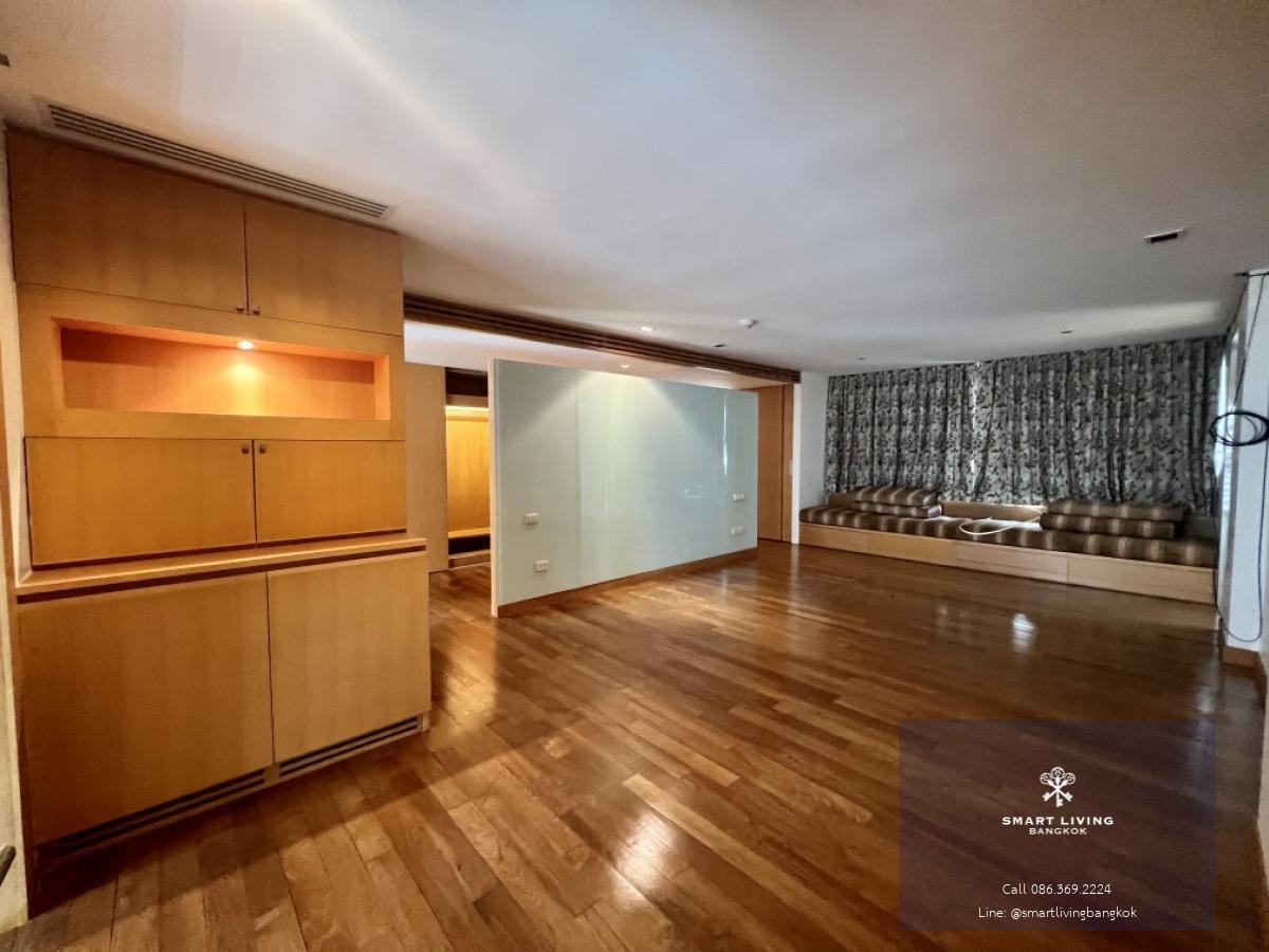 📢👇 Luxury 5-storeys , 2 combine house  for sale , with in-house lift, layout functional , 2 double volume living room1 hometheatre, 1 work-out room with jacuzzi
