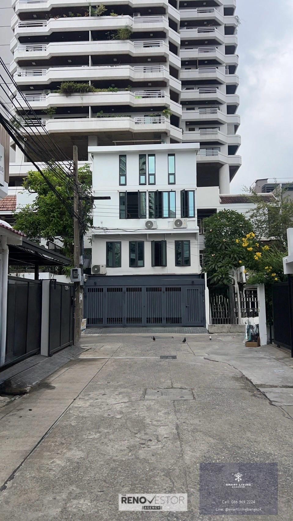 ขายทาวน์โฮม สุขุมวิท 49 ใกล้ BTS พร้อมพงษ์ ทองหล่อ บ้านหรูรีโนเวท 3 ชั้น ลงทุน มีผู้เช่า กรุงเทพ ทำเลดี