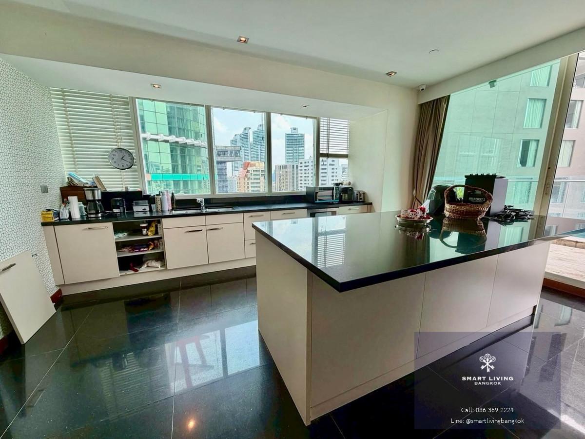 ให้เช่าคอนโด Duplex หรู พร้อมสระว่ายน้ำส่วนตัว สุขุมวิท 31 ขนาด 347 ตร.ม ใกล้ BTS พร้อมพงษ์ ยูนิตหายาก