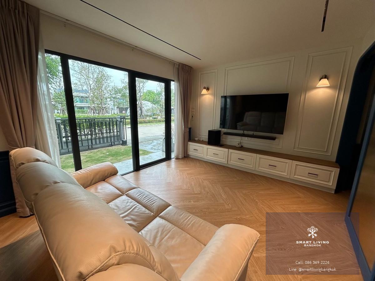 เสนอเช่าบ้านเดี่ยว 4 ห้องนอนพร้อมห้องแม่บ้าน (Fully Furnished) มอบสเปซส่วนตัวระดับพรีเมียม ยินดีต้อนรับท่านเพื่อเข้าชมสถานที่จริง