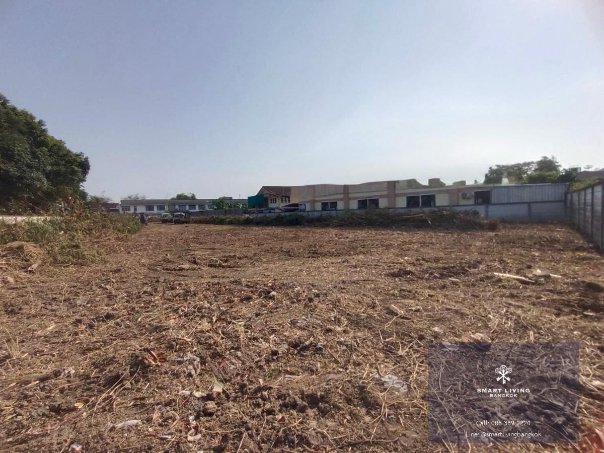 ขายที่ดินลาดพร้าว 857 ตารางวา ที่ดินถมแล้ว ใกล้รถไฟฟ้าสายสีชมพู เหมาะพัฒนาโครงการหรือเก็บลงทุน