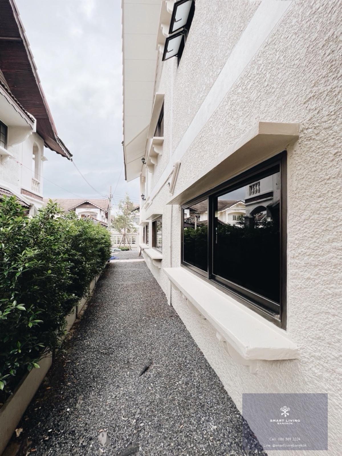 ขายบ้านเดี่ยว นาคนิวาส เลียบด่วน ใกล้ Central Eastville บ้านรีโนเวทใหม่ พร้อมอยู่ ทำเลสะดวก