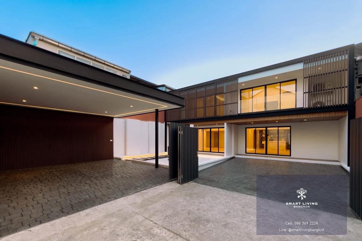 บ้านแฝดสุขุมวิท 81 ใกล้ BTS อ่อนนุช บ้านหรู Modern Luxury ใจกลางเมือง