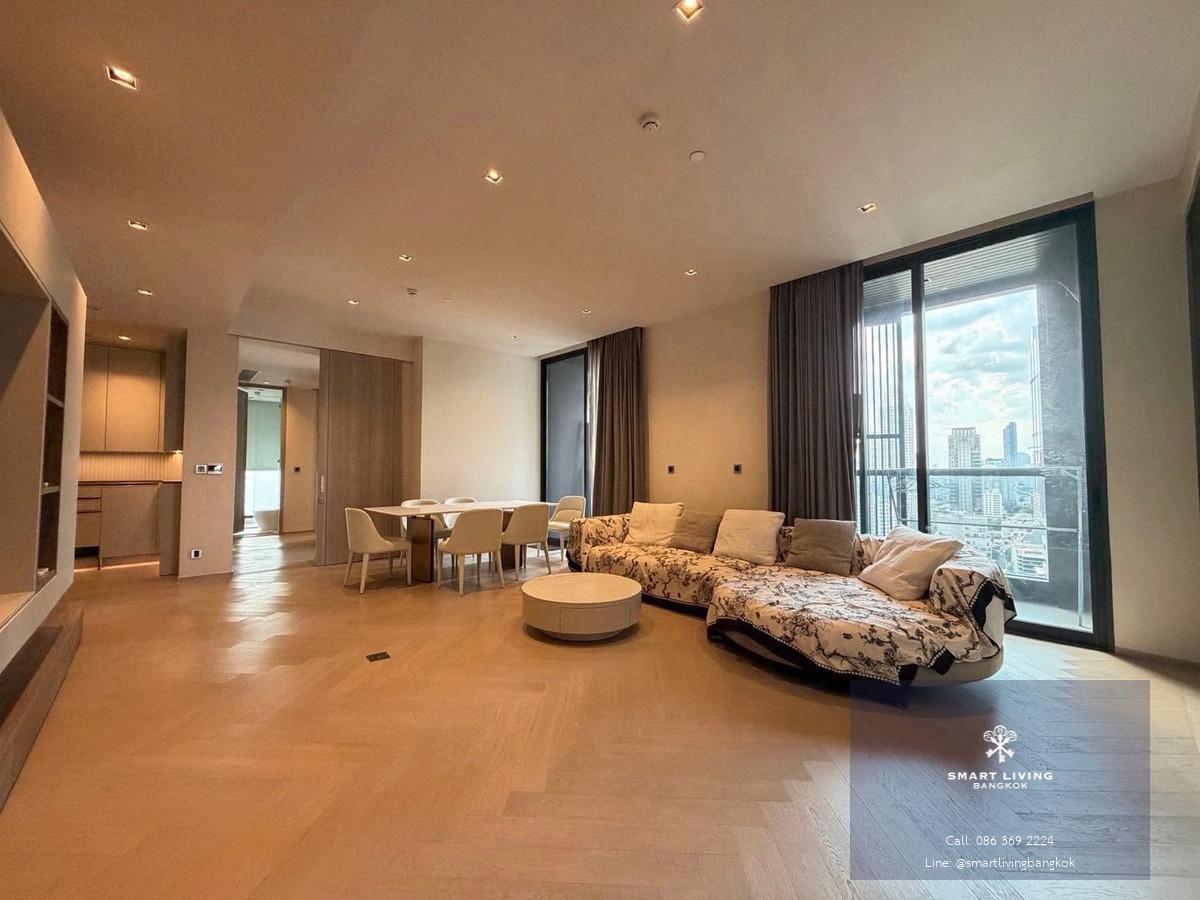 คอนโด The Reserve Sathorn ห้อง combine ขนาดใหญ่ 182 ตร.ม. 4 ห้องนอน ใกล้ BTS ศาลาแดง และ BNH ทำเล CBD สาทร