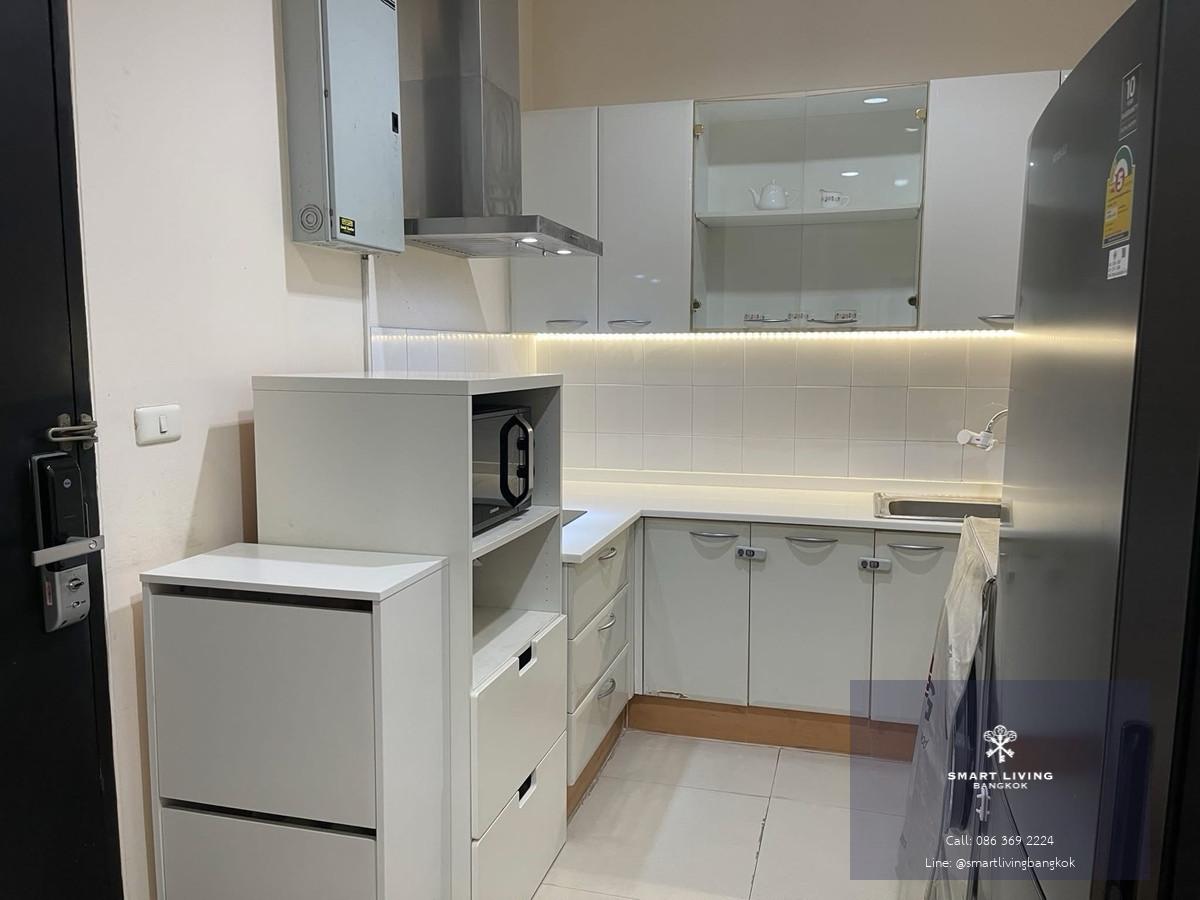 📢✨ ห้องขนาดใหญ่ใจกลางเมือง — เหมาะทั้งอยู่เองและลงทุน! ทำเลศักยภาพ ใกล้สำนักงาน ห้างสรรพสินค้า โรงเรียน มหาวิทยาลัยชั้นนำ และโรงพยาบาล